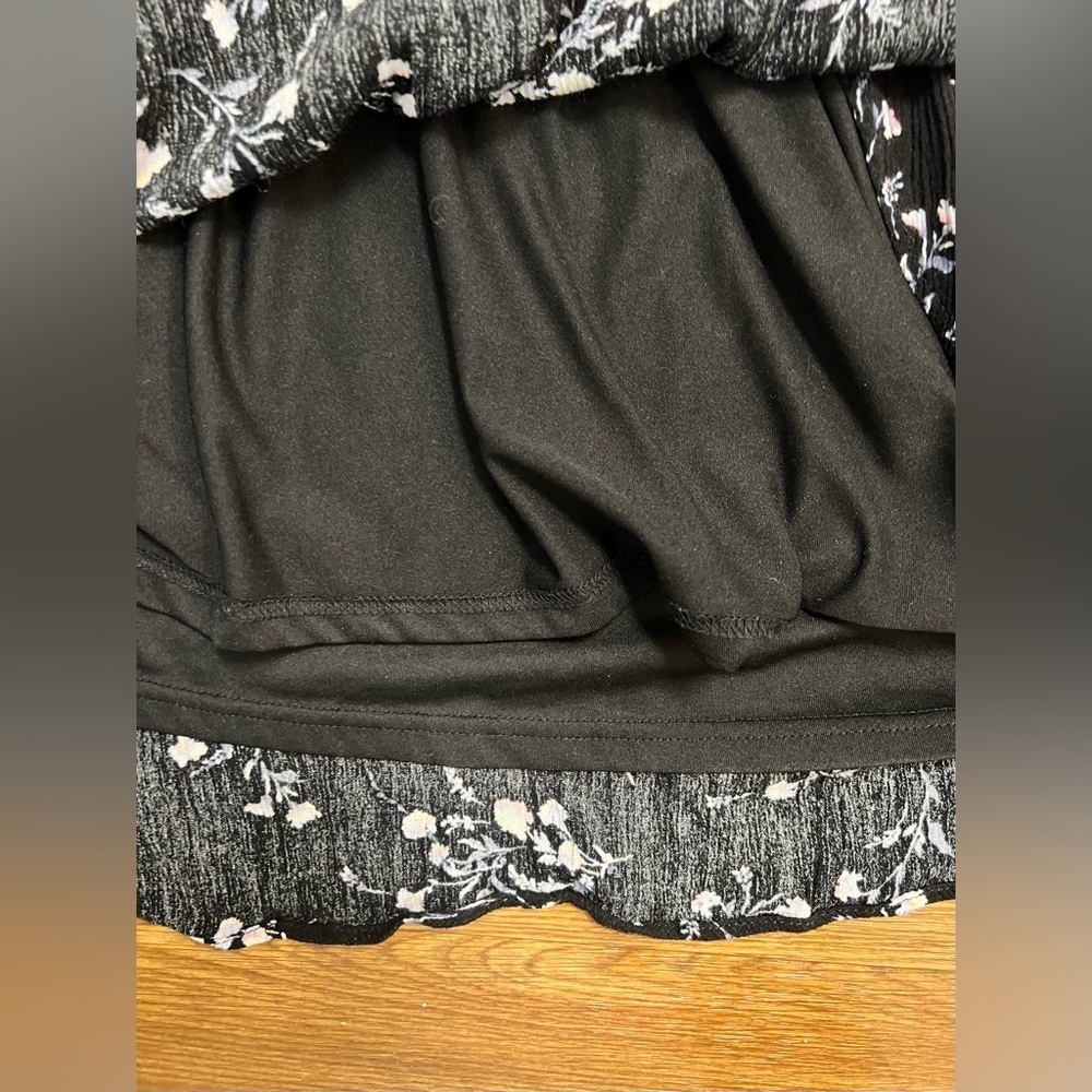 American Rag black floral long sleeve peasant dress. Lined, lightweight. Small - Picture 11 of 11